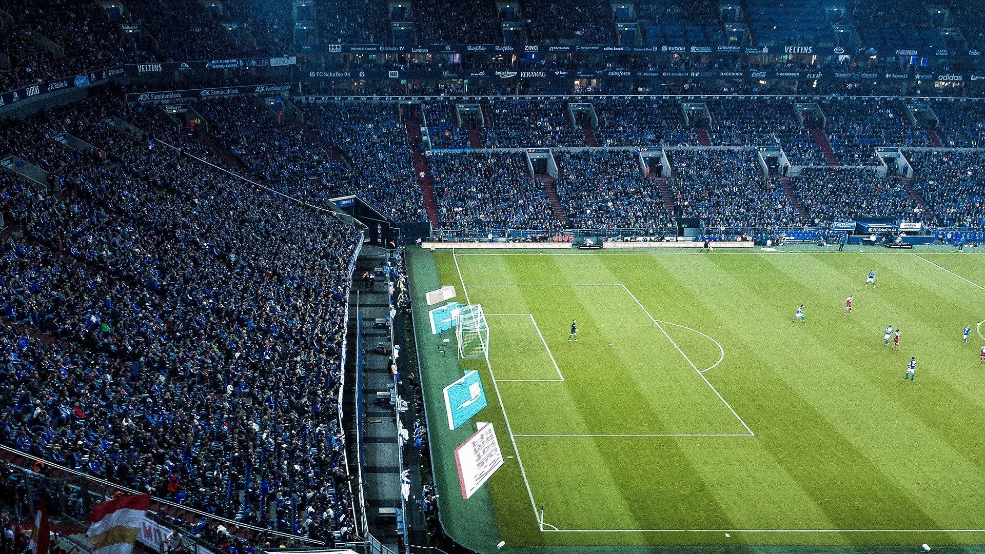 英超七强夏窗引援破亿，欧洲足坛资本格局再洗牌